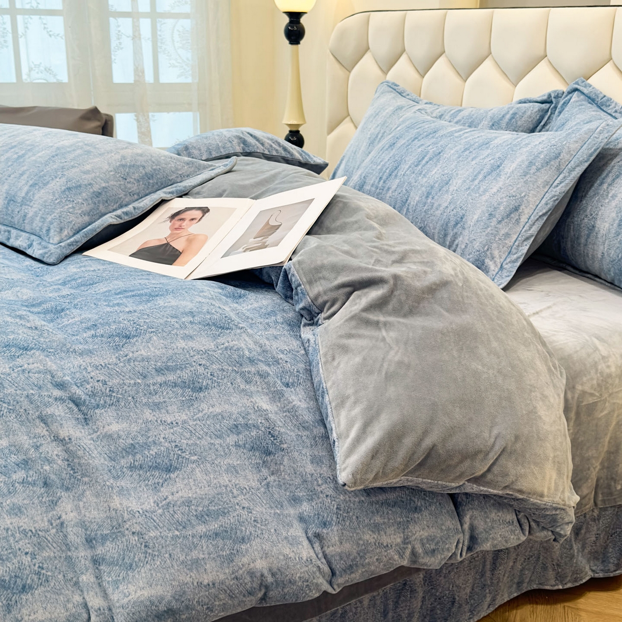 91家纺网 家纺一手货源 找家纺 喜四方 2025新款超细旦婴儿宝宝绒印花四件套 德芙-兰