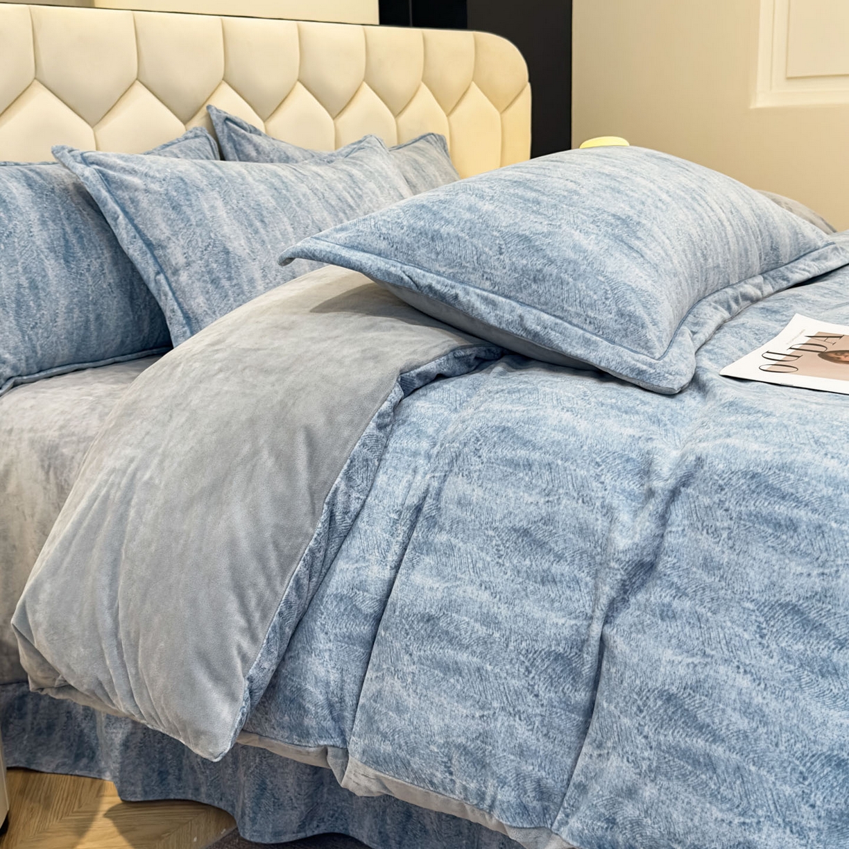 91家纺网 家纺一手货源 找家纺 喜四方 2025新款超细旦婴儿宝宝绒印花四件套 德芙-兰