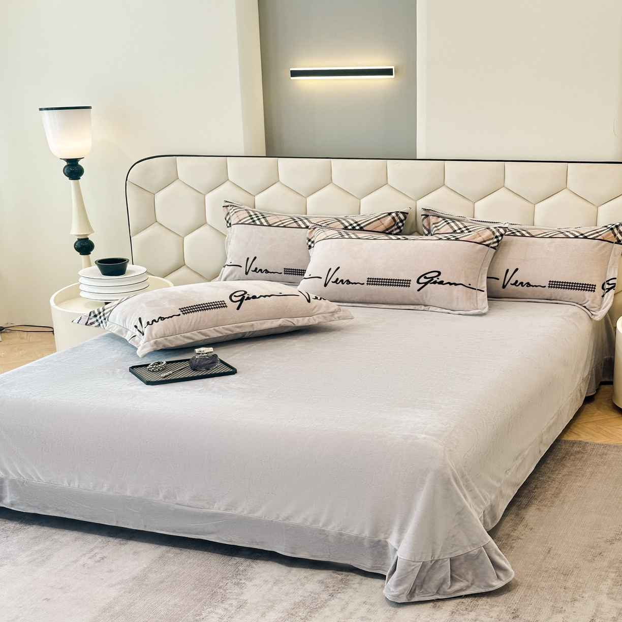 91家纺网 家纺一手货源 找家纺 喜四方 2025新款超细旦婴儿宝宝绒印花四件套 罗拉