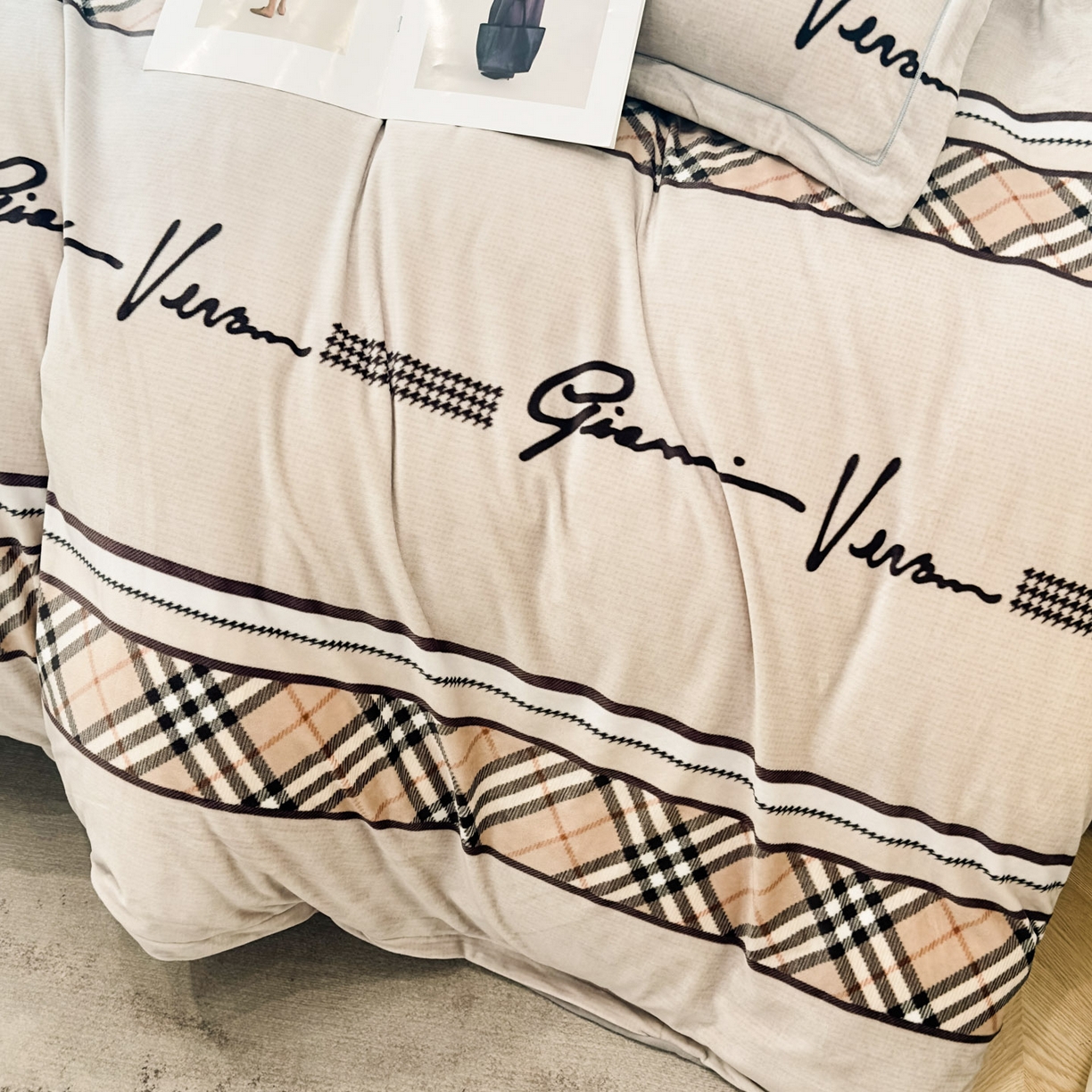 91家纺网 家纺一手货源 找家纺 喜四方 2025新款超细旦婴儿宝宝绒印花四件套 罗拉