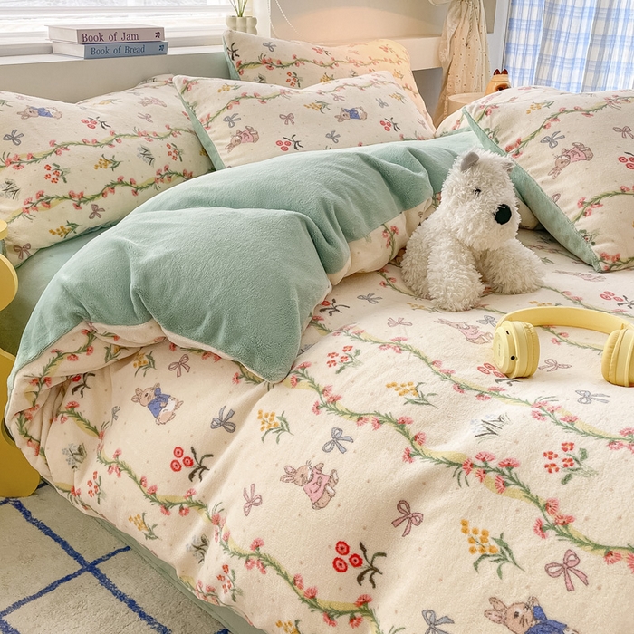 雅居纺家纺 2025新款高克重牛奶绒印花单被套 秘境小兔