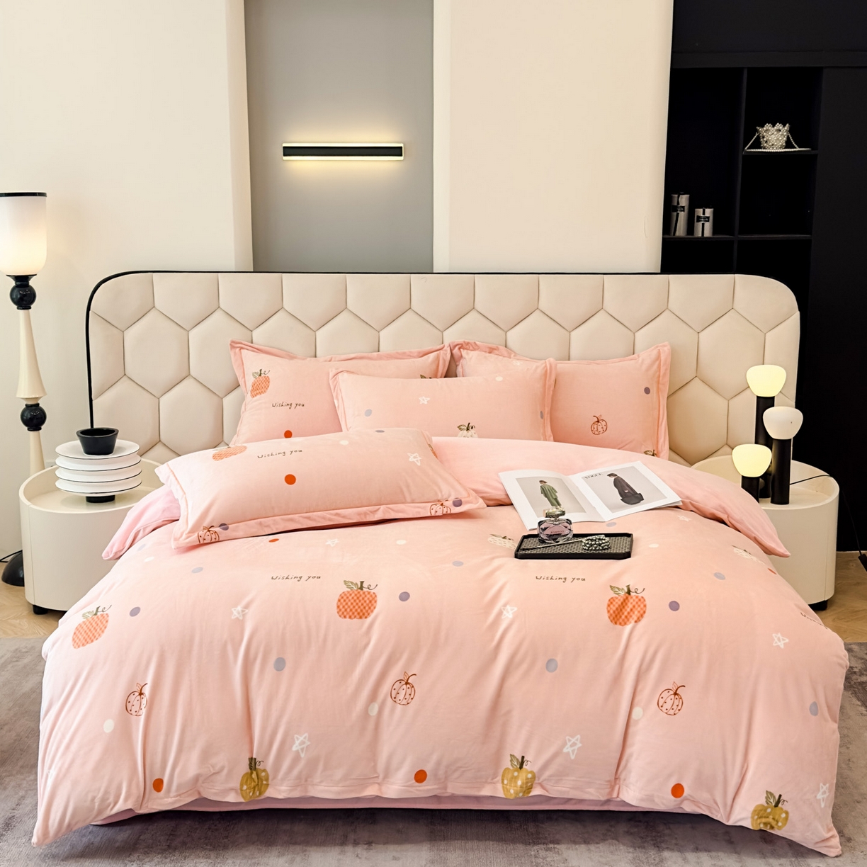 91家纺网 家纺一手货源 找家纺 喜四方 2025新款超细旦婴儿宝宝绒印花四件套 梦幻乐园-粉