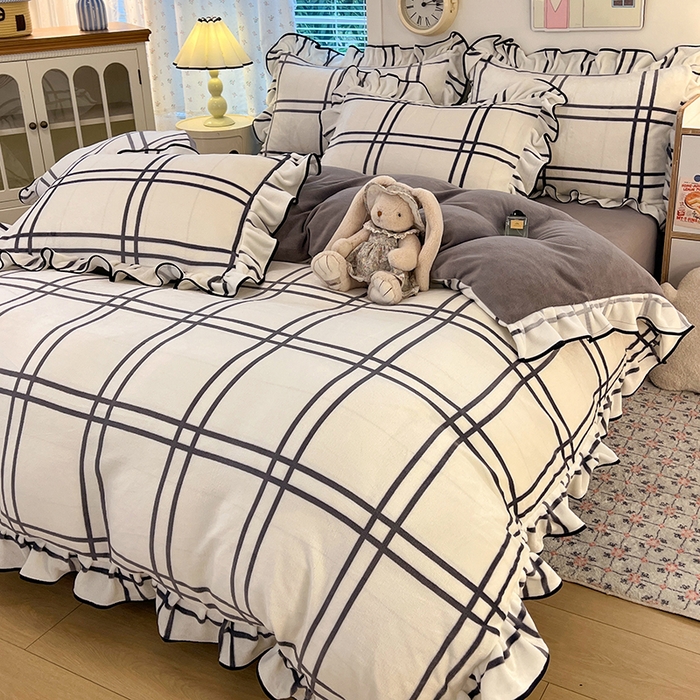 91家纺网 家纺一手货源 找家纺 HL原创 2025新款亲肤舒适韩版温暖牛奶绒四件套-花边款 花边款-简约格