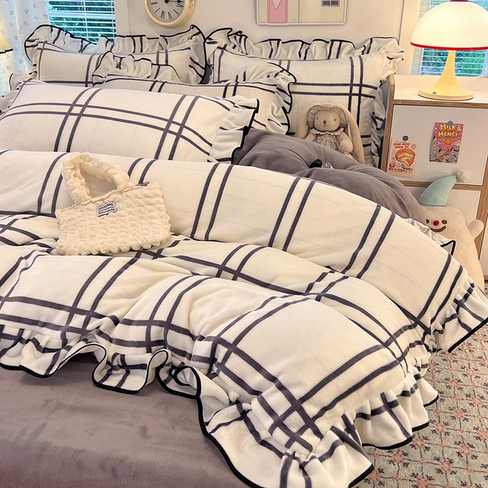 91家纺网 家纺一手货源 找家纺 HL原创 2025新款亲肤舒适韩版温暖牛奶绒四件套-花边款 花边款-简约格