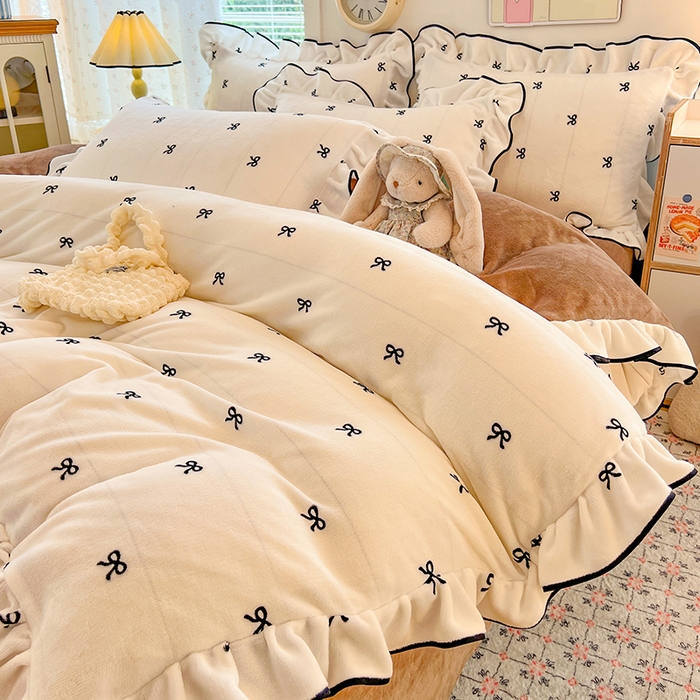 91家纺网 家纺一手货源 找家纺 HL原创 2025新款亲肤舒适韩版温暖牛奶绒四件套-花边款 花边款-蝴蝶结