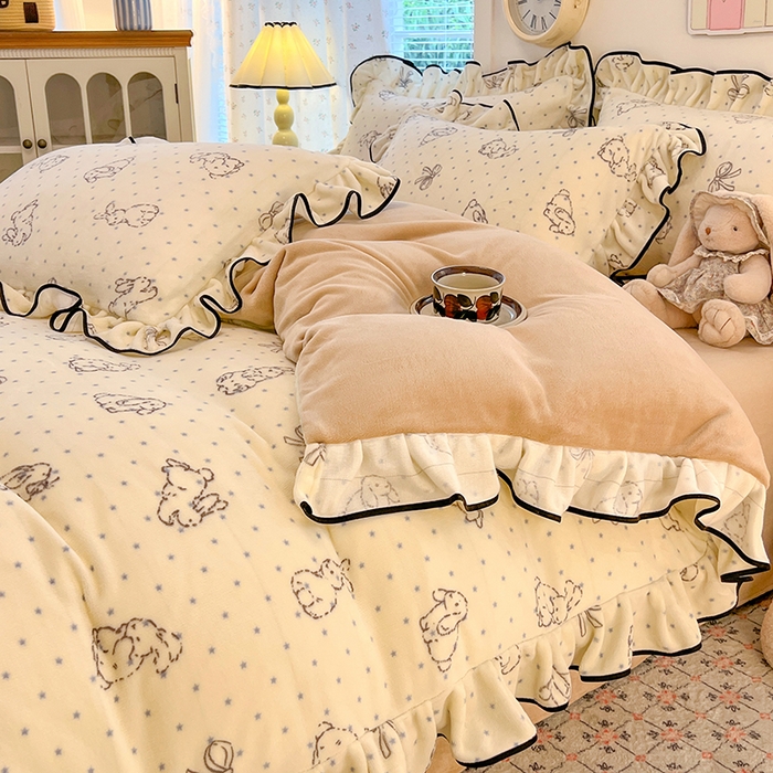 91家纺网 家纺一手货源 找家纺 HL原创 2025新款亲肤舒适韩版温暖牛奶绒四件套-花边款 花边款-星星熊