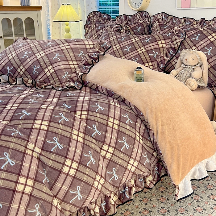 91家纺网 家纺一手货源 找家纺 HL原创 2025新款亲肤舒适韩版温暖牛奶绒四件套-花边款 花边款-美拉德格子