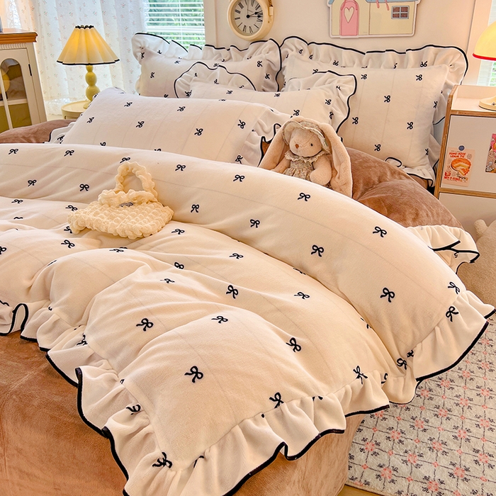 91家纺网 家纺一手货源 找家纺 HL原创 2025新款亲肤舒适韩版温暖牛奶绒四件套-花边款 花边款-蝴蝶结