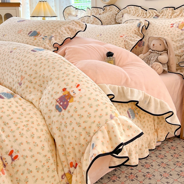 91家纺网 家纺一手货源 找家纺 HL原创 2025新款亲肤舒适韩版温暖牛奶绒四件套-花边款 花边款-甜心小兔