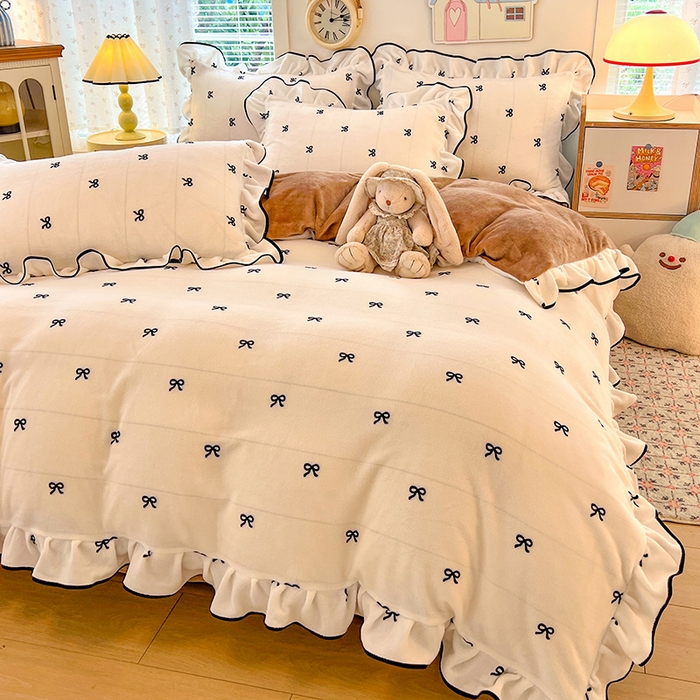 91家纺网 家纺一手货源 找家纺 HL原创 2025新款亲肤舒适韩版温暖牛奶绒四件套-花边款 花边款-蝴蝶结