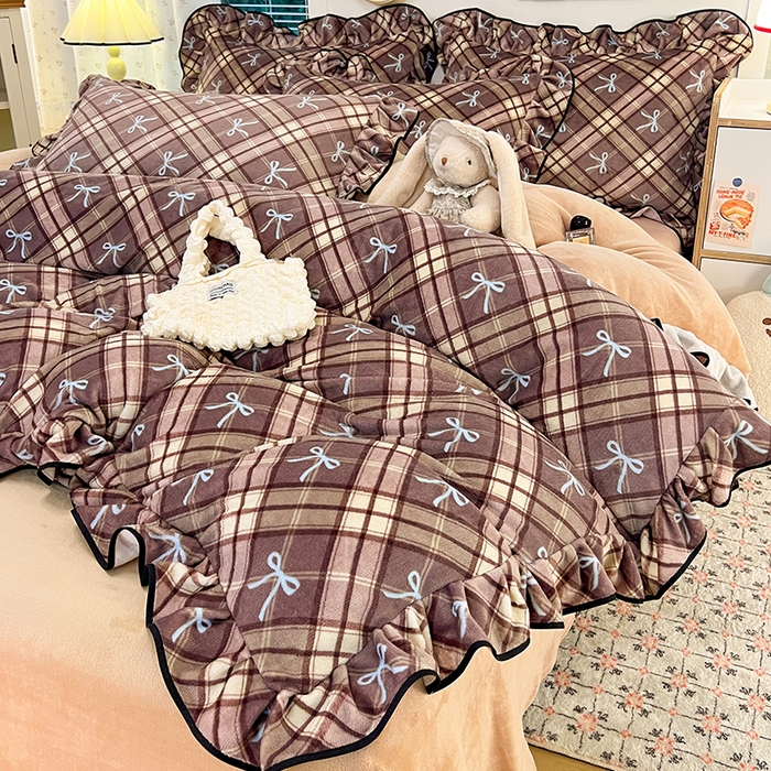 91家纺网 家纺一手货源 找家纺 HL原创 2025新款亲肤舒适韩版温暖牛奶绒四件套-花边款 花边款-美拉德格子