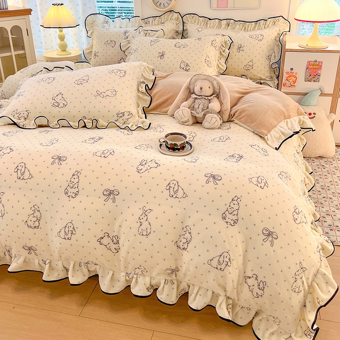 91家纺网 家纺一手货源 找家纺 HL原创 2025新款亲肤舒适韩版温暖牛奶绒四件套-花边款 花边款-星星熊