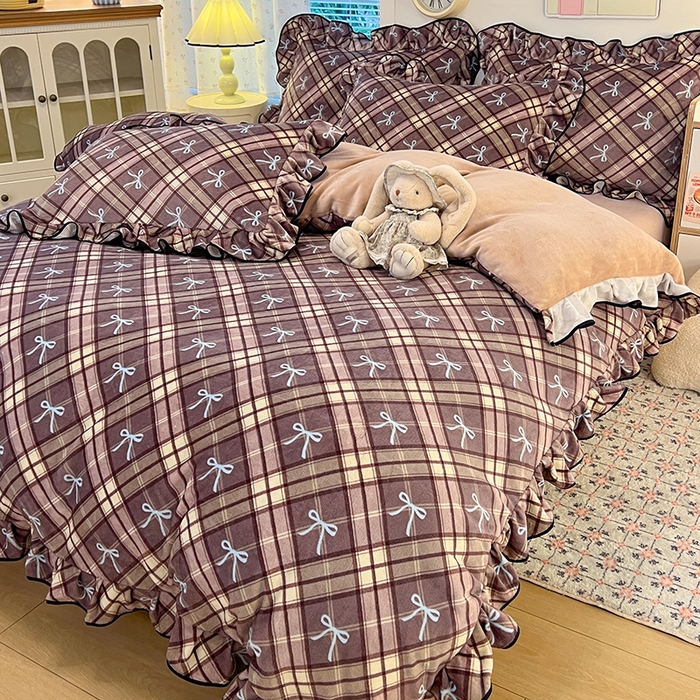 91家纺网 家纺一手货源 找家纺 HL原创 2025新款亲肤舒适韩版温暖牛奶绒四件套-花边款 花边款-美拉德格子