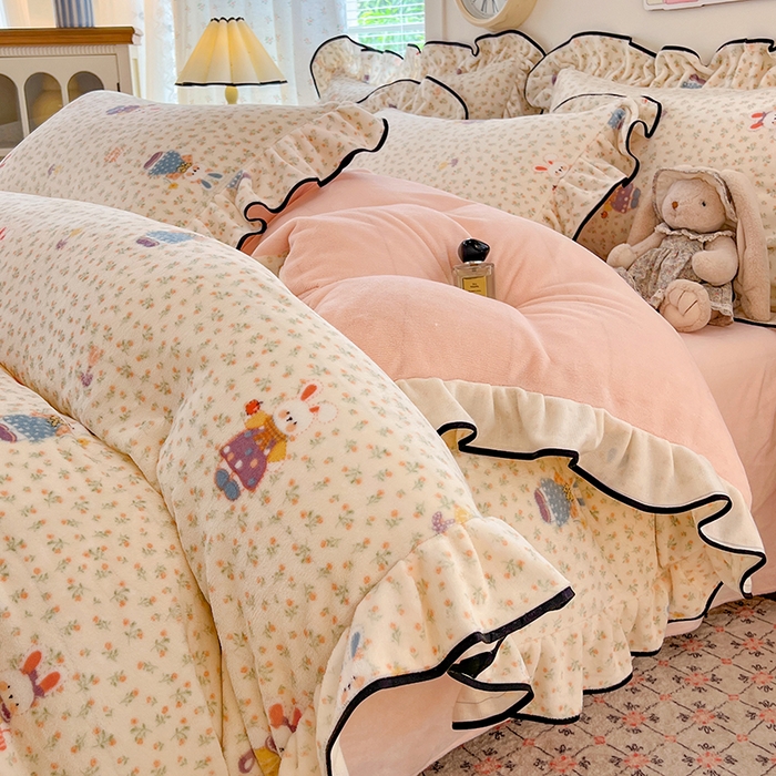 91家纺网 家纺一手货源 找家纺 HL原创 2025新款亲肤舒适韩版温暖牛奶绒四件套-花边款 花边款-甜心小兔