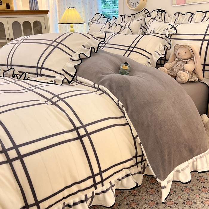 91家纺网 家纺一手货源 找家纺 HL原创 2025新款亲肤舒适韩版温暖牛奶绒四件套-花边款 花边款-简约格