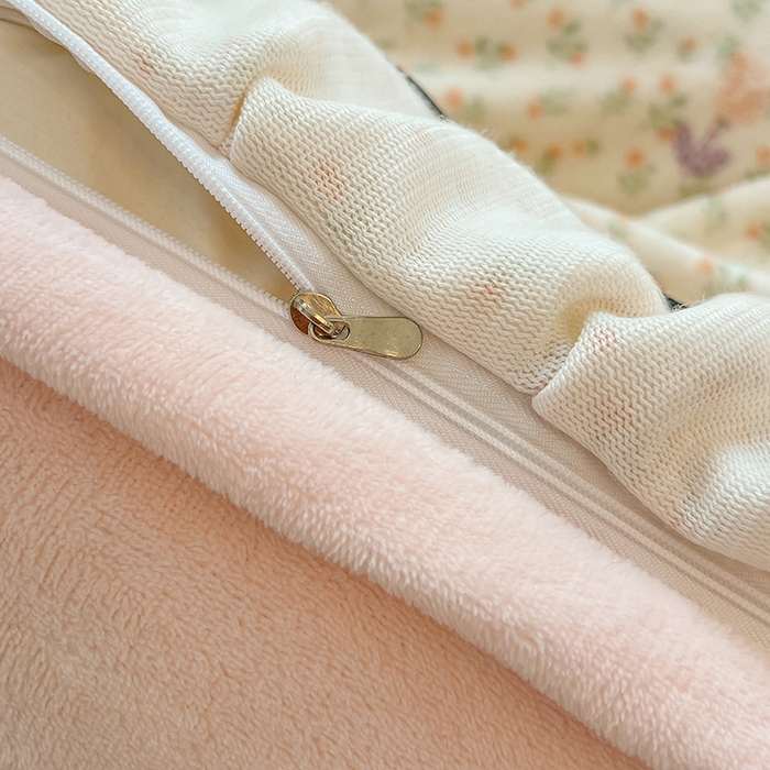 91家纺网 家纺一手货源 找家纺 HL原创 2025新款亲肤舒适韩版温暖牛奶绒四件套-花边款 花边款-甜心小兔