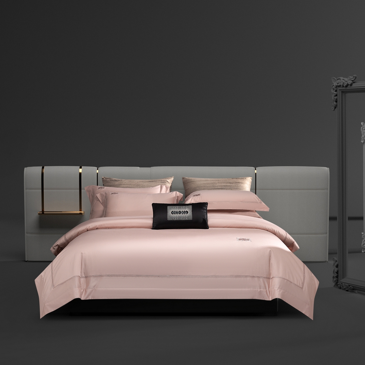 91家纺网 家纺一手货源 找家纺 玖玖爱家纺 2025新款180支植物甑棉罗卡芙刺绣系列四件套 岱雅莎