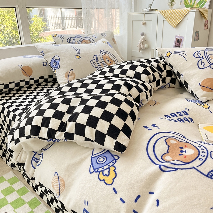 91家纺网 家纺一手货源 找家纺 雅居纺家纺 2025新款高克重牛奶绒印花单被套 宇航熊