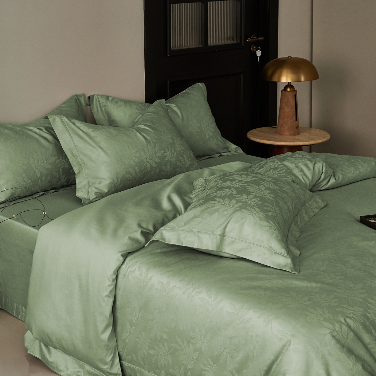 91家纺网 家纺一手货源 找家纺 顾家家居 2025新款亲肤舒适全棉纯棉提花四件套 晨韵--水漾绿