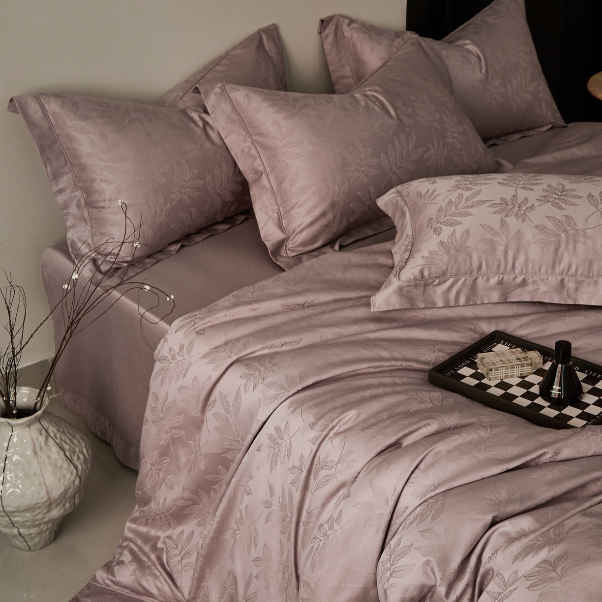 91家纺网 家纺一手货源 找家纺 顾家家居 2025新款亲肤舒适全棉纯棉提花四件套 晨韵--桃茉粉