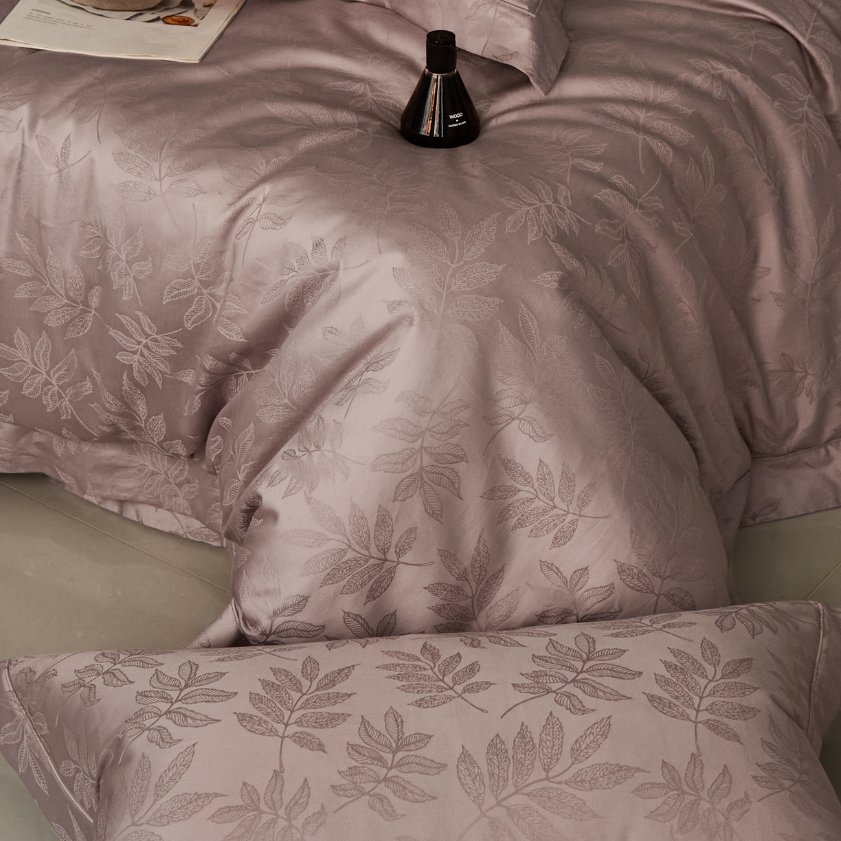 91家纺网 家纺一手货源 找家纺 顾家家居 2025新款亲肤舒适全棉纯棉提花四件套 晨韵--桃茉粉