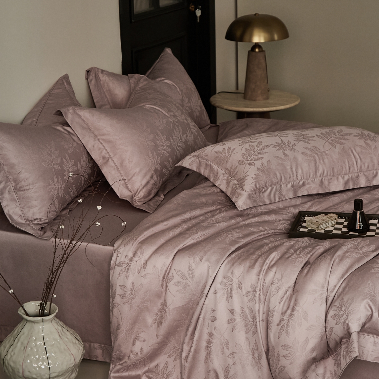 91家纺网 家纺一手货源 找家纺 顾家家居 2025新款亲肤舒适全棉纯棉提花四件套 晨韵--桃茉粉