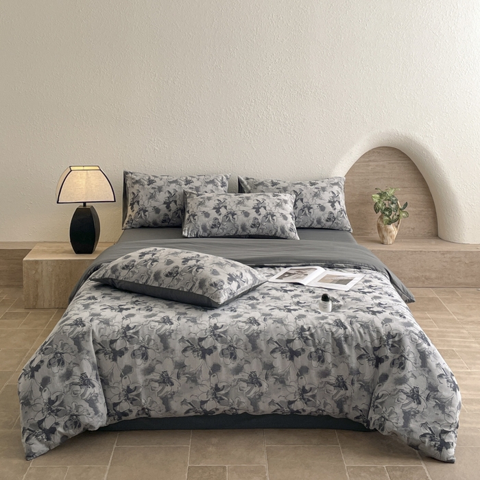 91家纺网 家纺一手货源 找家纺 琪格格纺织 2025新款全棉纯棉双层纱提花四件套 双层纱-织梦深蓝