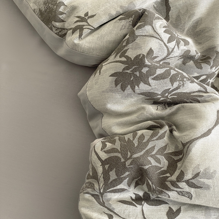 91家纺网 家纺一手货源 找家纺 琪格格纺织 2025新款全棉纯棉双层纱提花四件套 双层纱-南枝灰