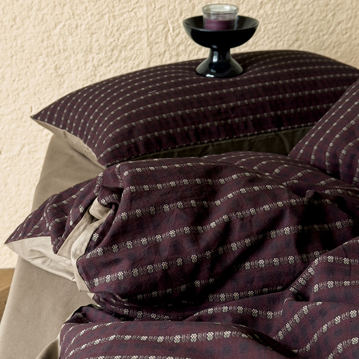 91家纺网 家纺一手货源 找家纺 琪格格纺织 2025新款全棉纯棉双层纱提花四件套 双层纱-时光里-红