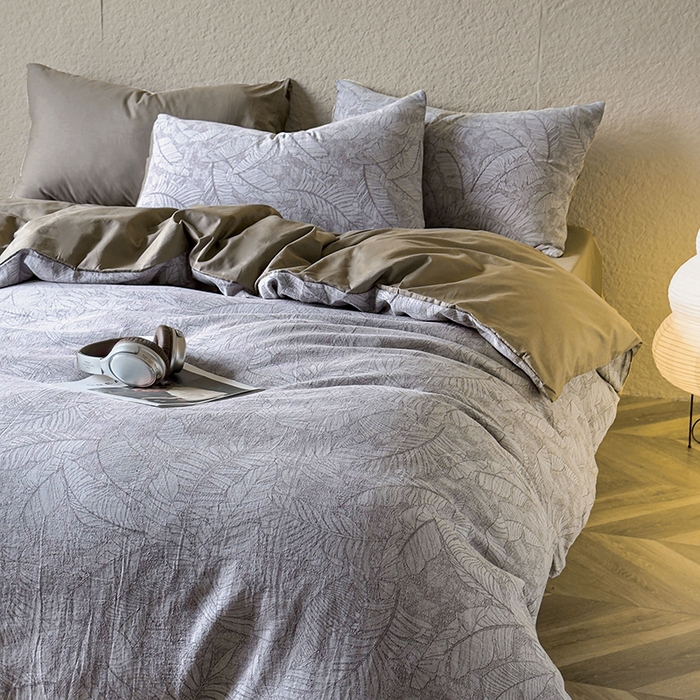 91家纺网 家纺一手货源 找家纺 琪格格纺织 2025新款全棉纯棉双层纱提花四件套 双层纱-芭蕉叶-棕