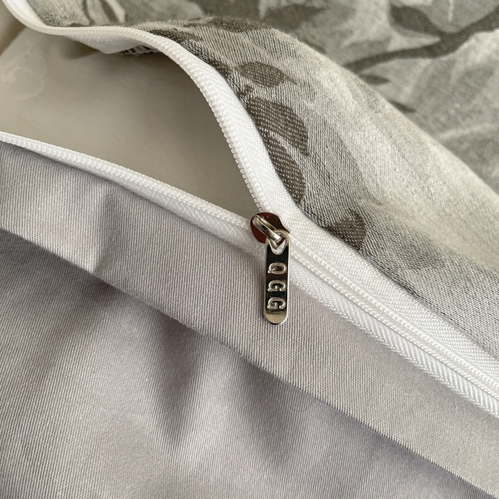 91家纺网 家纺一手货源 找家纺 琪格格纺织 2025新款全棉纯棉双层纱提花四件套 双层纱-南枝灰