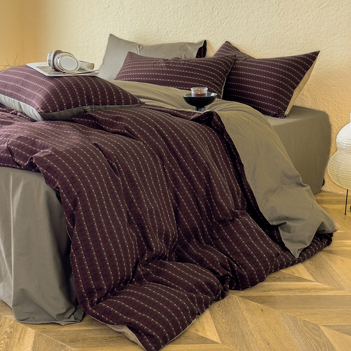 91家纺网 家纺一手货源 找家纺 琪格格纺织 2025新款全棉纯棉双层纱提花四件套 双层纱-时光里-红