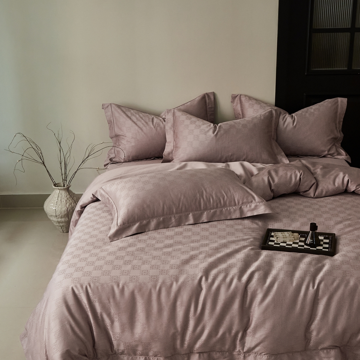 91家纺网 家纺一手货源 找家纺 顾家家居 2025新款亲肤舒适全棉纯棉提花四件套 卡牧斯-桃茉粉