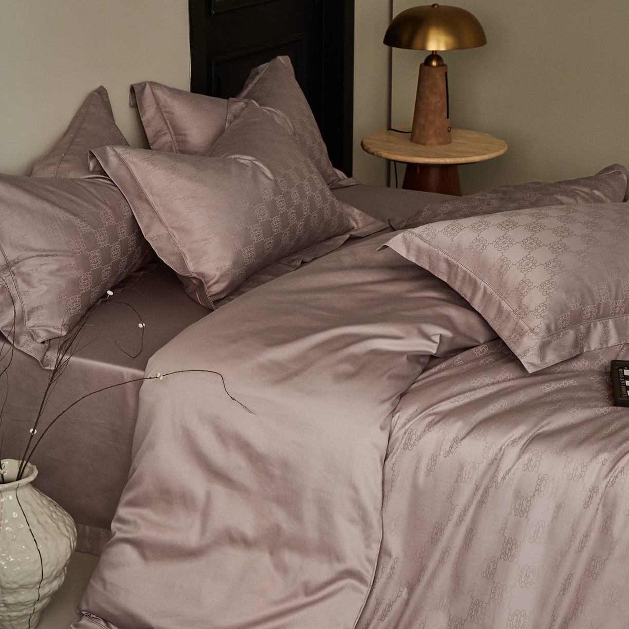 91家纺网 家纺一手货源 找家纺 顾家家居 2025新款亲肤舒适全棉纯棉提花四件套 卡牧斯-桃茉粉