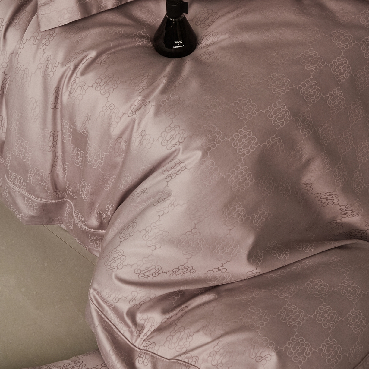 91家纺网 家纺一手货源 找家纺 顾家家居 2025新款亲肤舒适全棉纯棉提花四件套 卡牧斯-桃茉粉