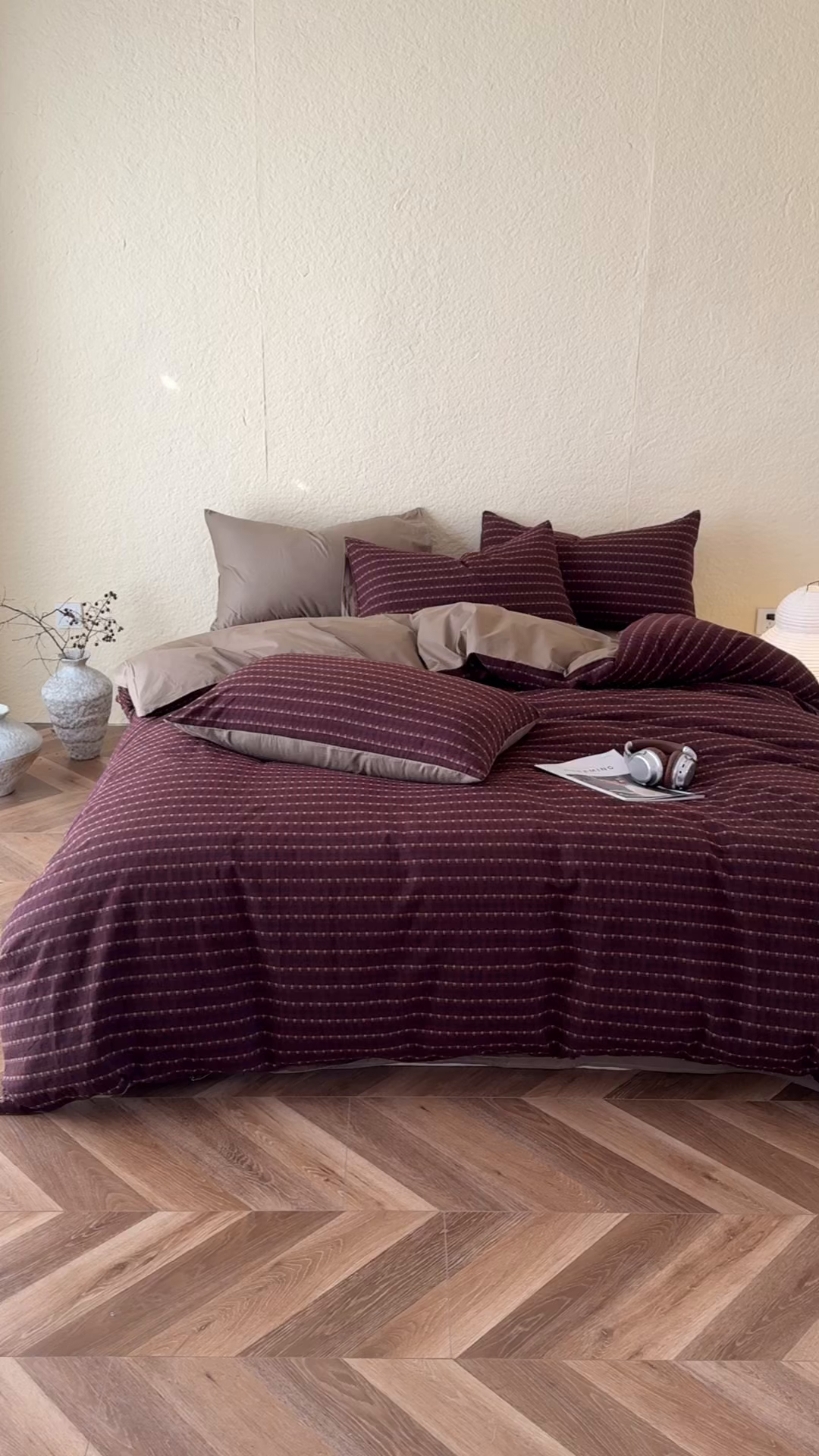 91家纺网 家纺一手货源 找家纺 琪格格纺织 2025新款全棉纯棉双层纱提花四件套 双层纱-时光里-红