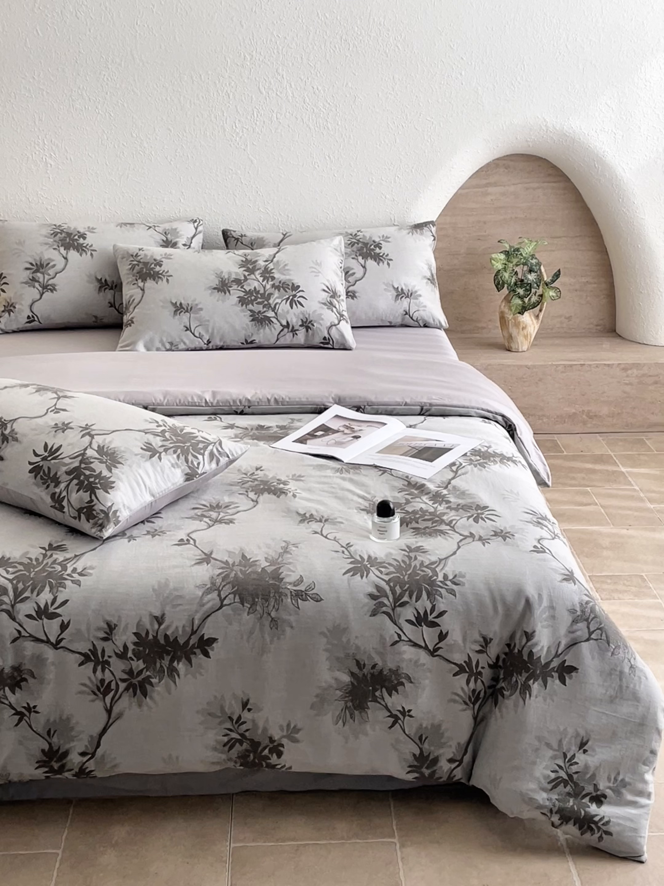 91家纺网 家纺一手货源 找家纺 琪格格纺织 2025新款全棉纯棉双层纱提花四件套 双层纱-南枝灰