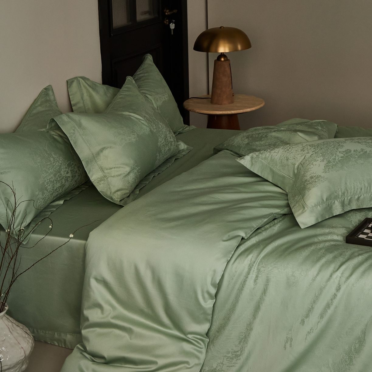 91家纺网 家纺一手货源 找家纺 顾家家居 2025新款亲肤舒适全棉纯棉提花四件套 铃兰屿--水漾绿