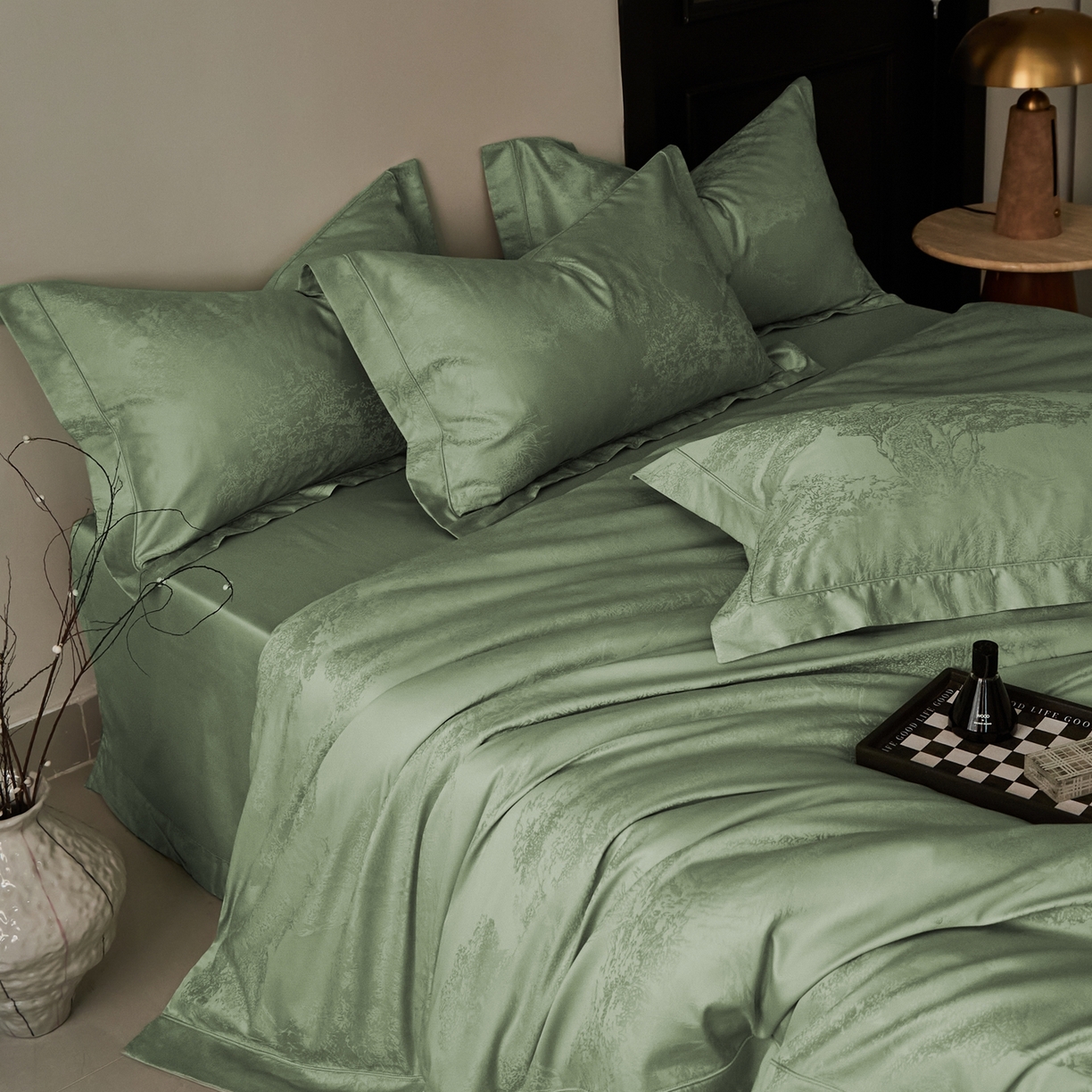 91家纺网 家纺一手货源 找家纺 顾家家居 2025新款亲肤舒适全棉纯棉提花四件套 铃兰屿--水漾绿