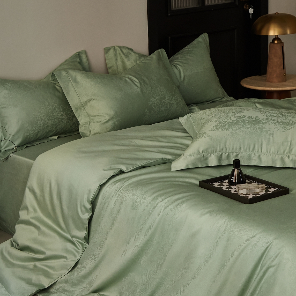 91家纺网 家纺一手货源 找家纺 顾家家居 2025新款亲肤舒适全棉纯棉提花四件套 铃兰屿--水漾绿