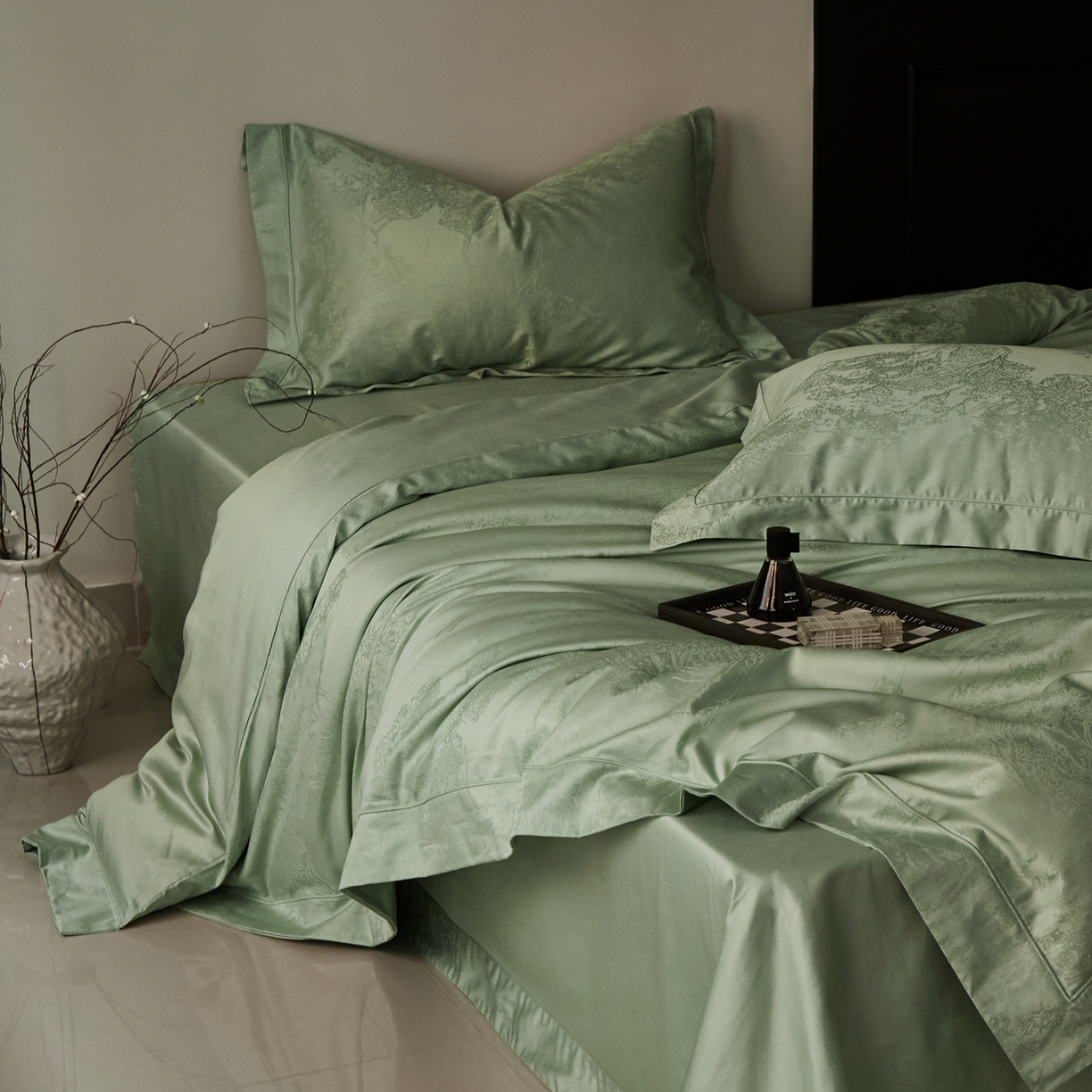 91家纺网 家纺一手货源 找家纺 顾家家居 2025新款亲肤舒适全棉纯棉提花四件套 铃兰屿--水漾绿