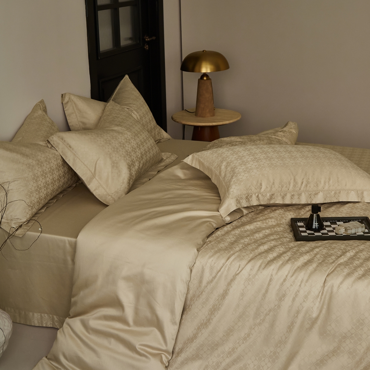 91家纺网 家纺一手货源 找家纺 顾家家居 2025新款亲肤舒适全棉纯棉提花四件套 洛斯汀--河石金