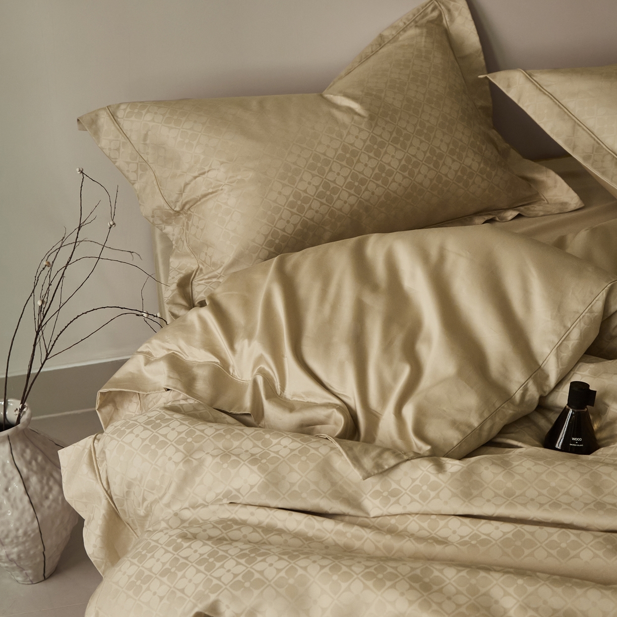 91家纺网 家纺一手货源 找家纺 顾家家居 2025新款亲肤舒适全棉纯棉提花四件套 洛斯汀--河石金