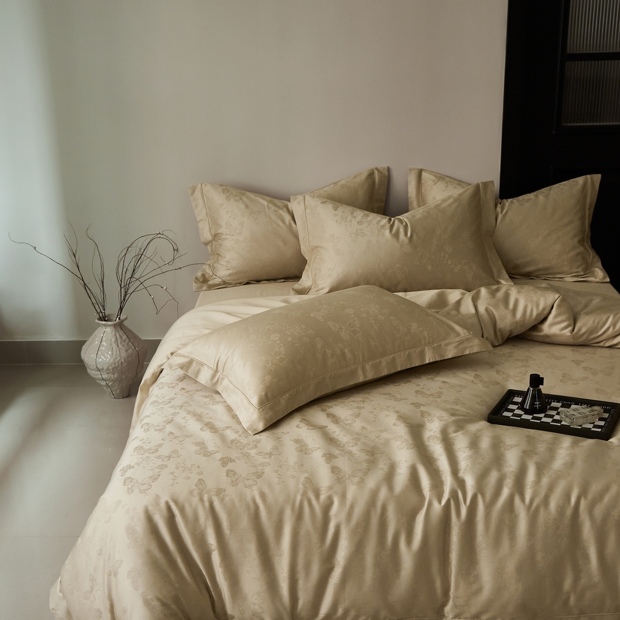 91家纺网 家纺一手货源 找家纺 顾家家居 2025新款亲肤舒适全棉纯棉提花四件套 妮娅--河石金