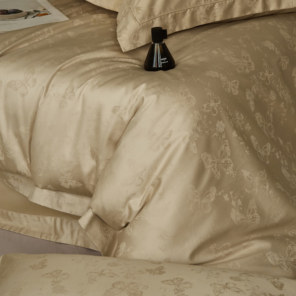 91家纺网 家纺一手货源 找家纺 顾家家居 2025新款亲肤舒适全棉纯棉提花四件套 妮娅--河石金