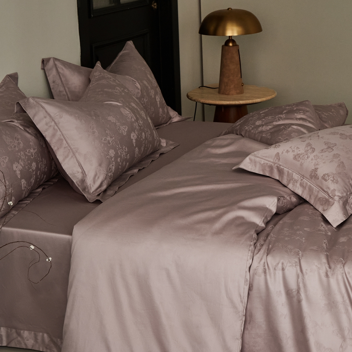 91家纺网 家纺一手货源 找家纺 顾家家居 2025新款亲肤舒适全棉纯棉提花四件套 妮娅--桃茉粉