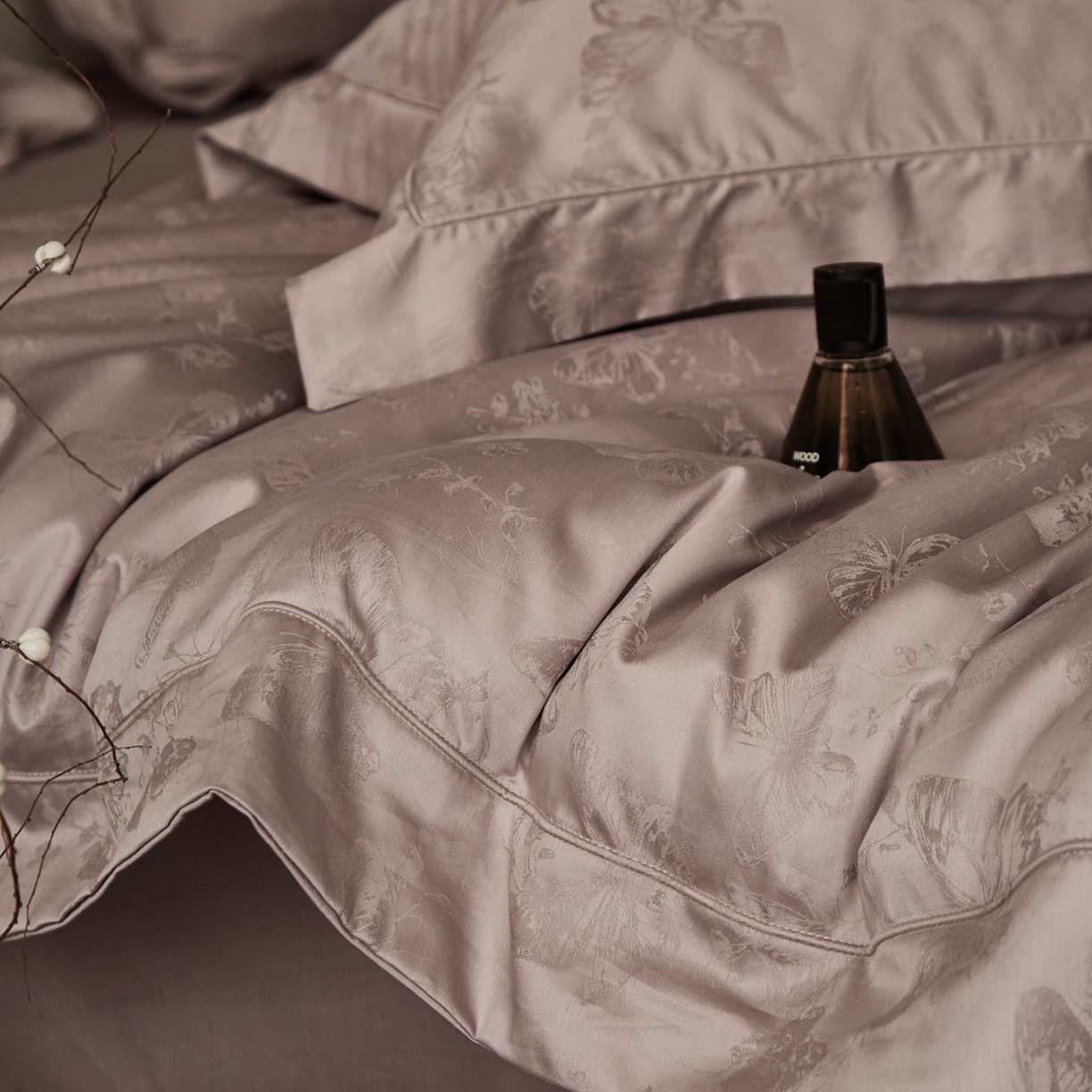 91家纺网 家纺一手货源 找家纺 顾家家居 2025新款亲肤舒适全棉纯棉提花四件套 妮娅--桃茉粉