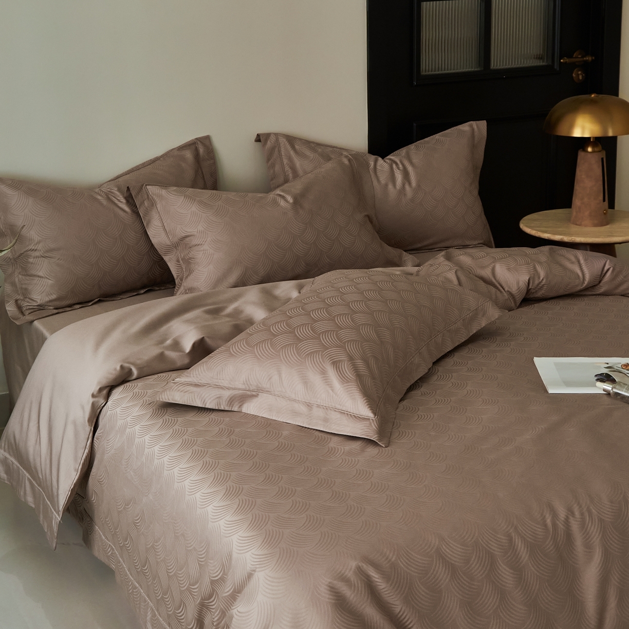 91家纺网 家纺一手货源 找家纺 顾家家居 2025新款亲肤舒适全棉纯棉提花四件套 璞野--暮色粉