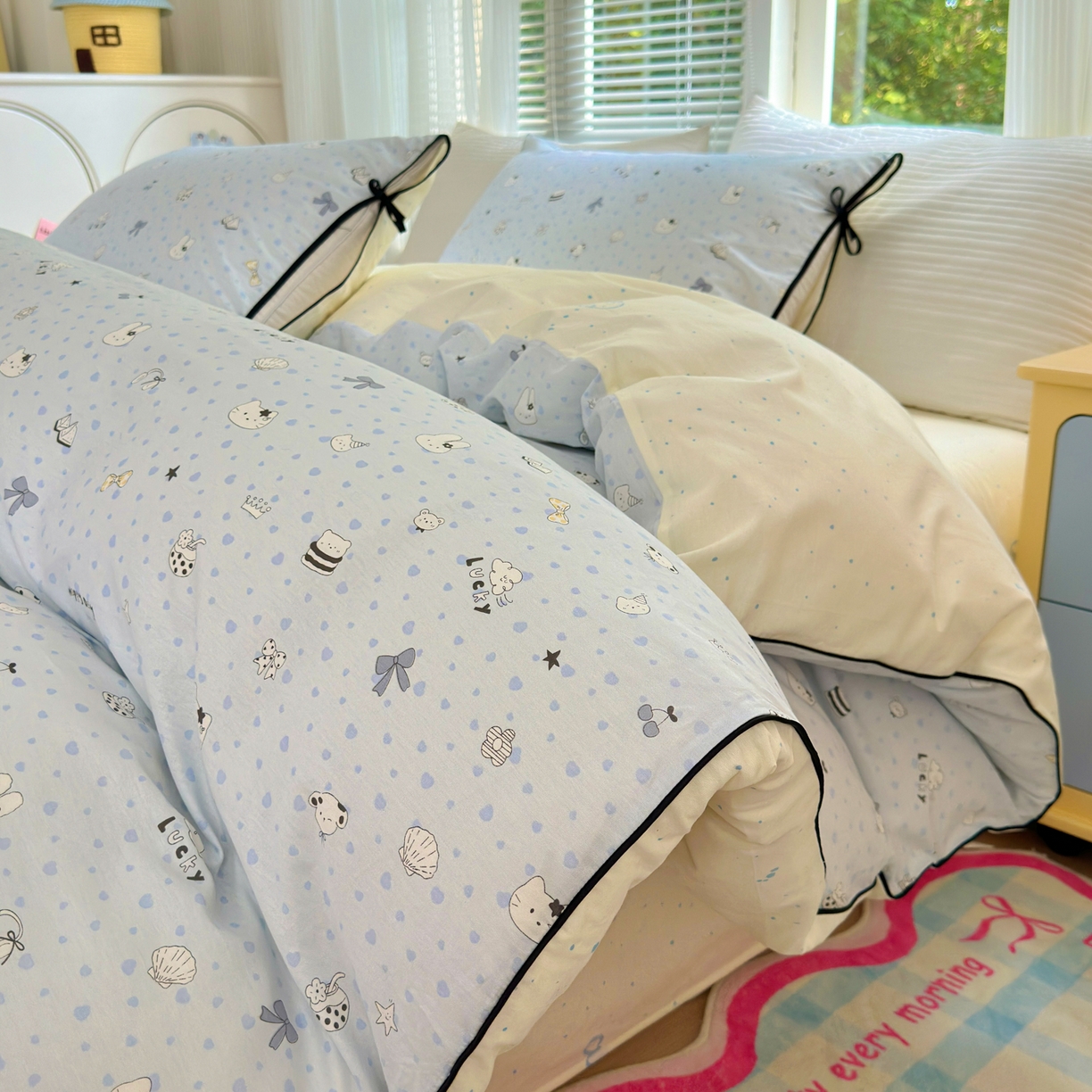 91家纺网 家纺一手货源 找家纺 （总）女子家纺 2025新款嵌绳蝴蝶结丝带工艺款四件套小红色热推