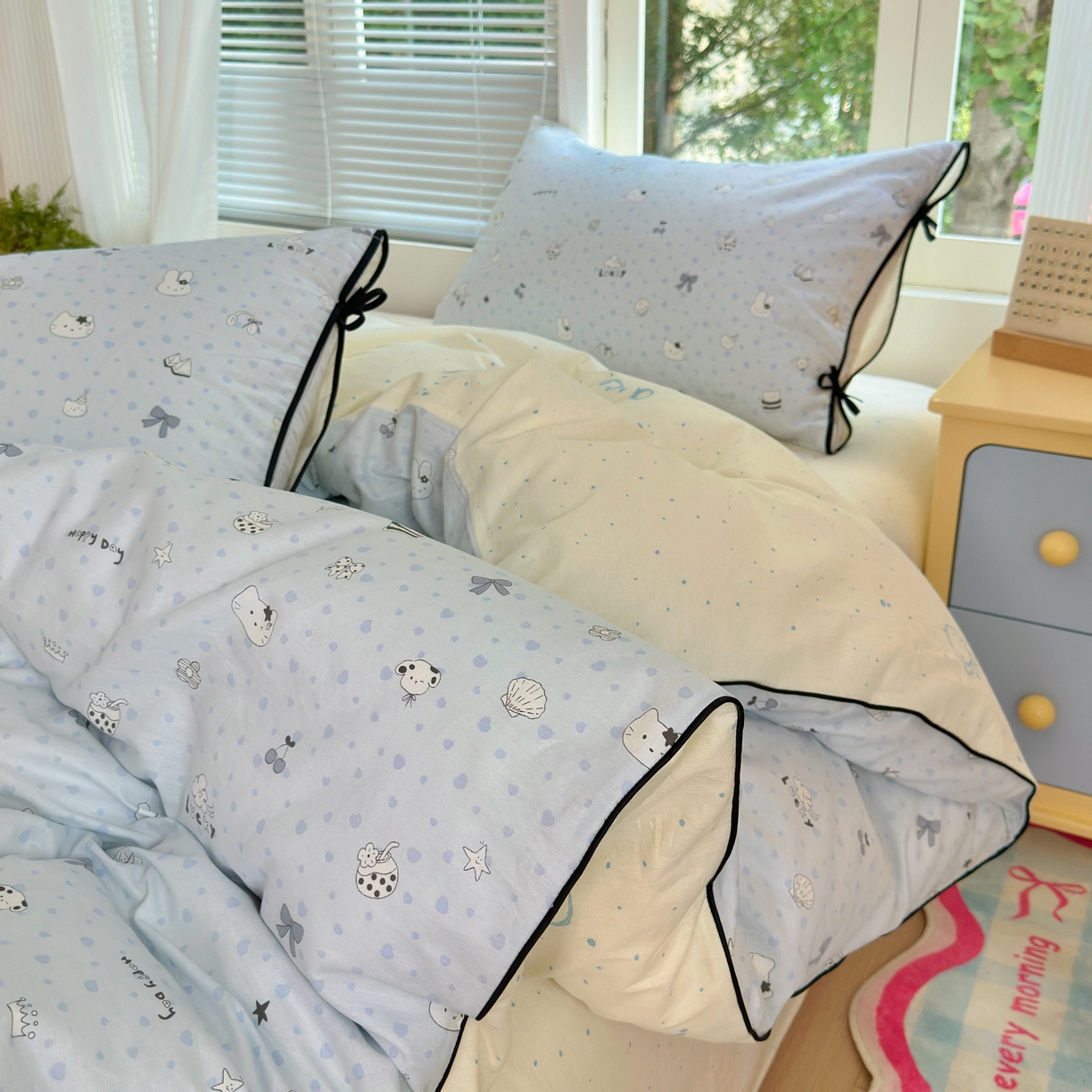 91家纺网 家纺一手货源 找家纺 （总）女子家纺 2025新款嵌绳蝴蝶结丝带工艺款四件套小红色热推